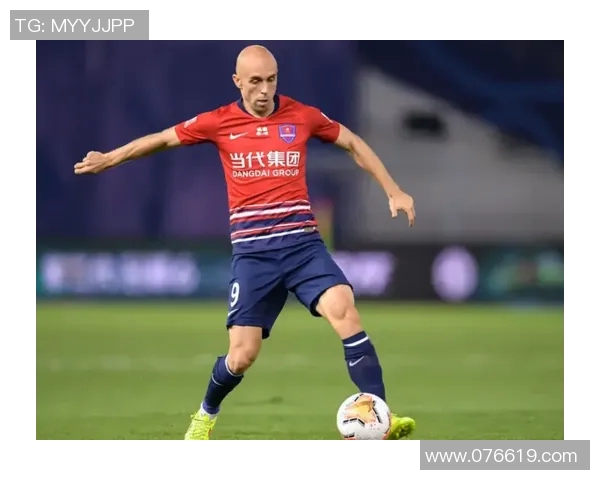 重庆羽毛球队以76分稳居精英赛积分榜首位展现强劲实力